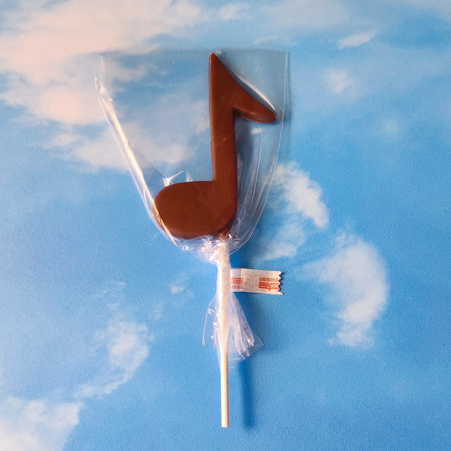 Solid chocolate in the shape of a Music Note.
Available in Milk Chocolate.