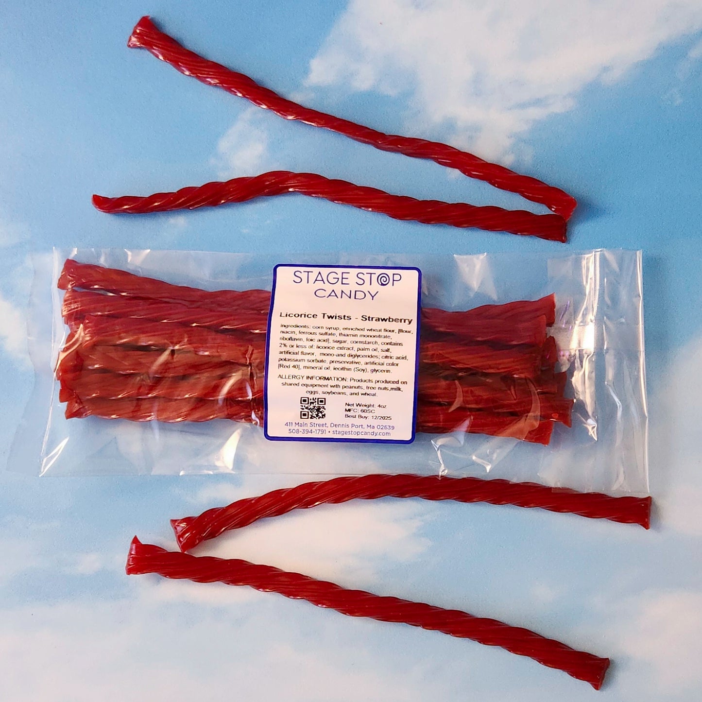 Red strawberry Licorice twists
4 oz bag.