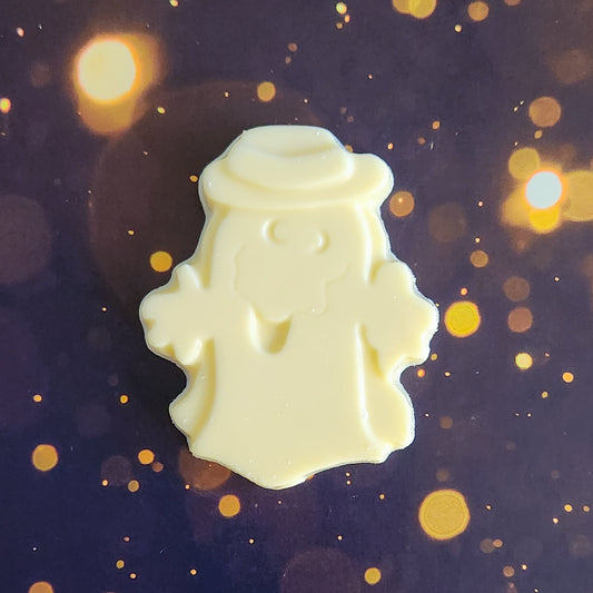 White Chocolate Ghost with hat Favor. Measuring approximately 2.75 inches wide by 3.25 inches tall