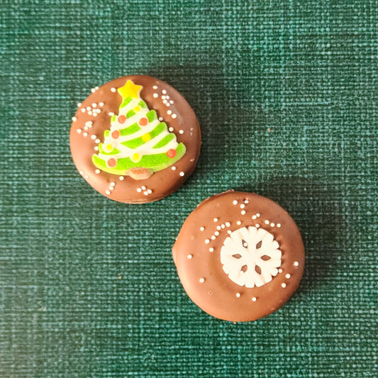Indulge in the perfect holiday treat with our Winter Themed Chocolate Covered Oreo Cookies! These customer-favorite cookies are coated in rich milk chocolate and decorated with festive winter flair to celebrate the season. Packaged in a convenient two-pack, they’re perfect for sharing with a friend or savoring all on your own