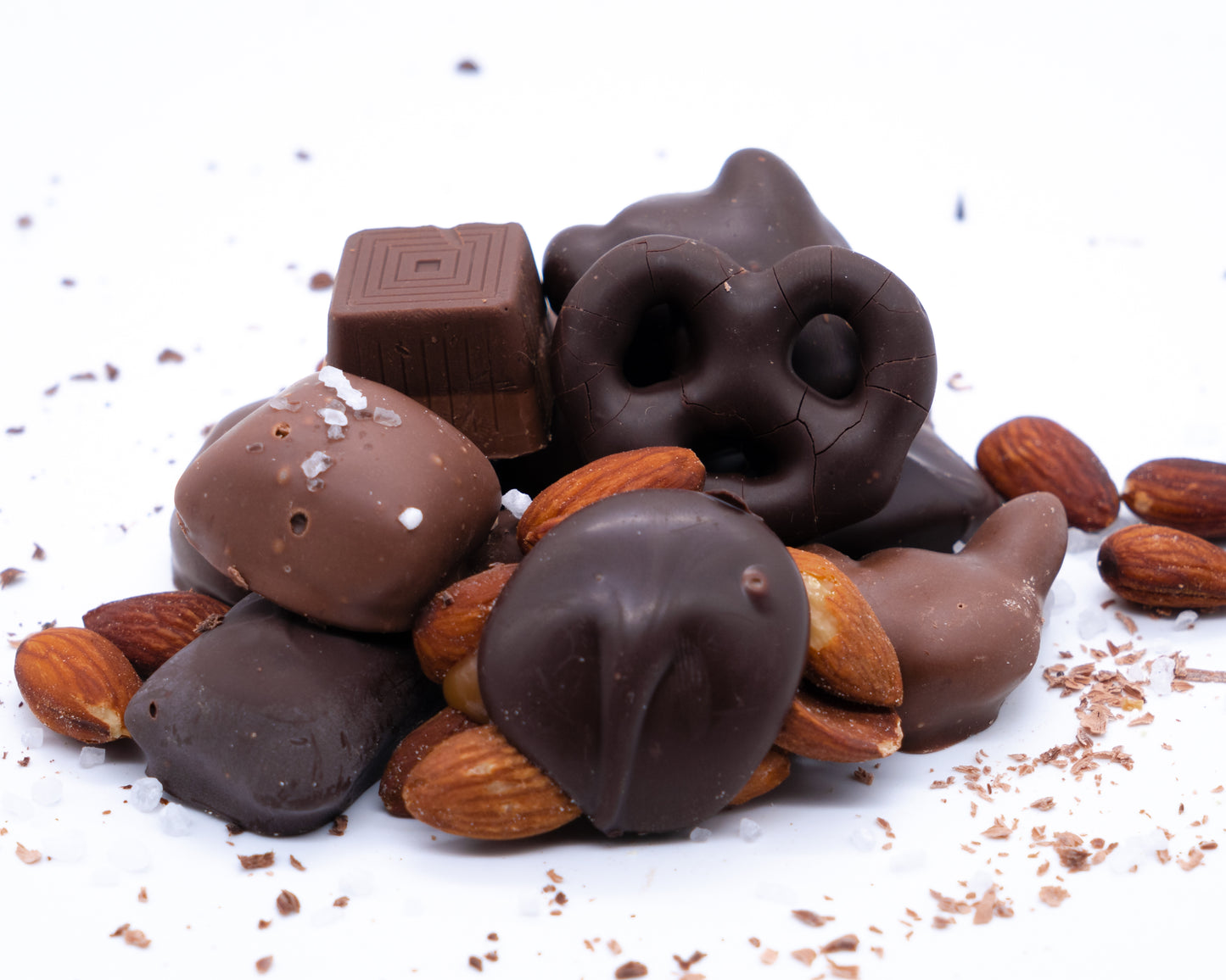 Nut crisp and chew assortment