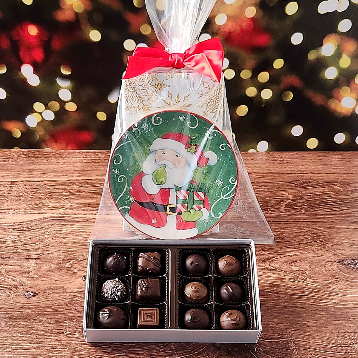 Jolly Santa Plate Set with Popular Assortment