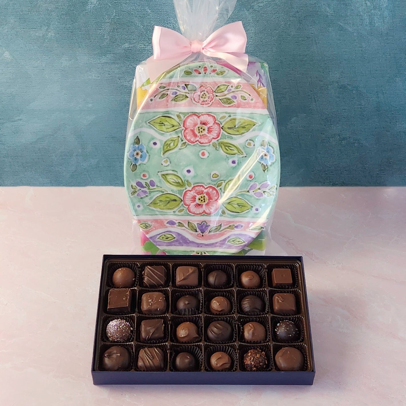 Egg-stra Sweet Gift Set with Popular Assortment