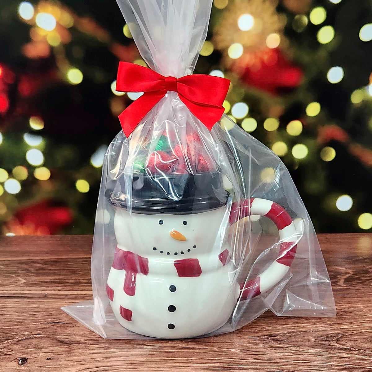 Friendly Snowman Gift Mug with Milk Chocolate