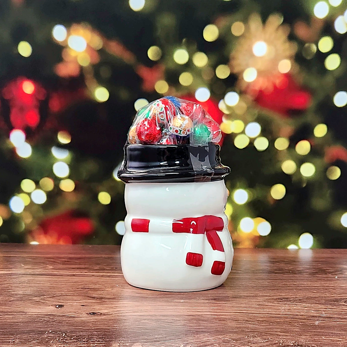 Friendly Snowman Gift Mug with Milk Chocolate