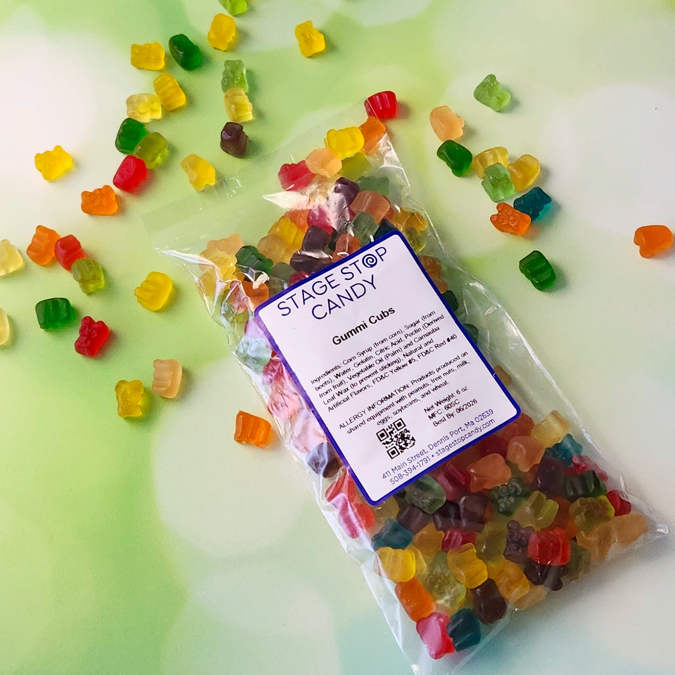 This 6 ounce bag of Gummi Cubs is packed fresh and full of flavor!

Flavors include: Cherry, Pink Grapefruit, Watermelon, Strawberry, Orange, Blue Raspberry, Lime, Grape, Green Apple, Mango, Pineapple & Lemon.
Approx. 378 pieces per pound