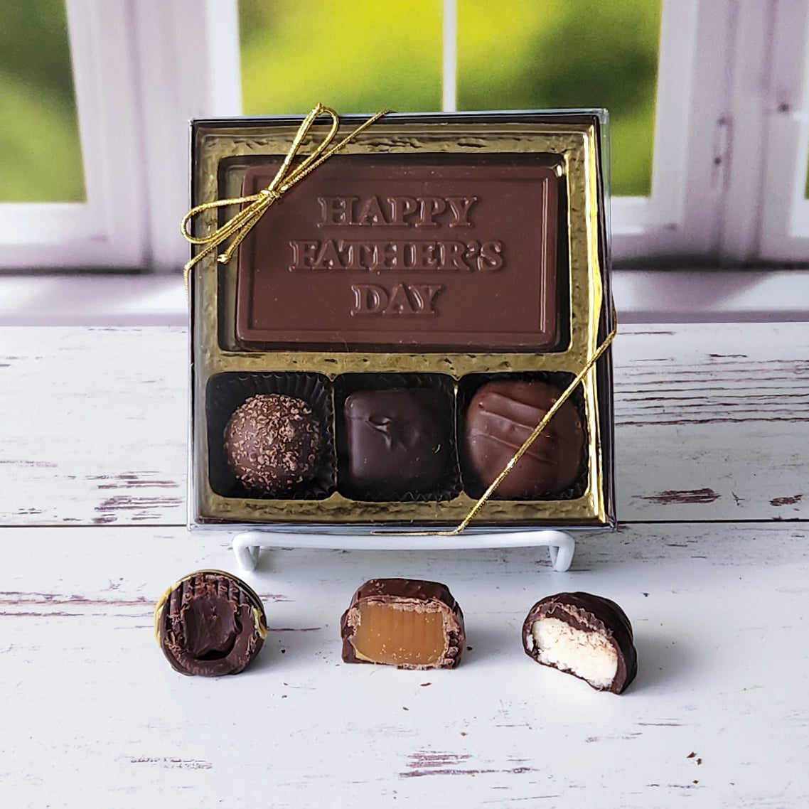 Give Dad a sweet treat. This chocolate box is just thing to help him celebrate Father's Day.