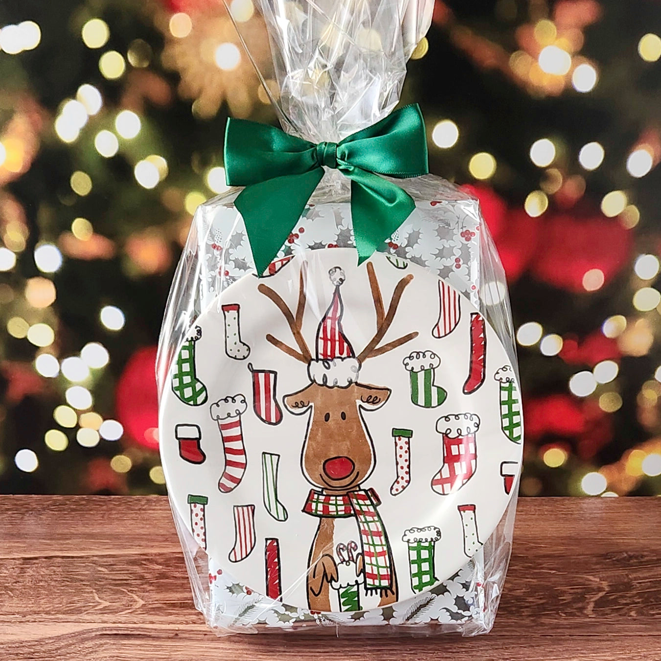 Jingle Pals Gift Plate with Popular Assortment