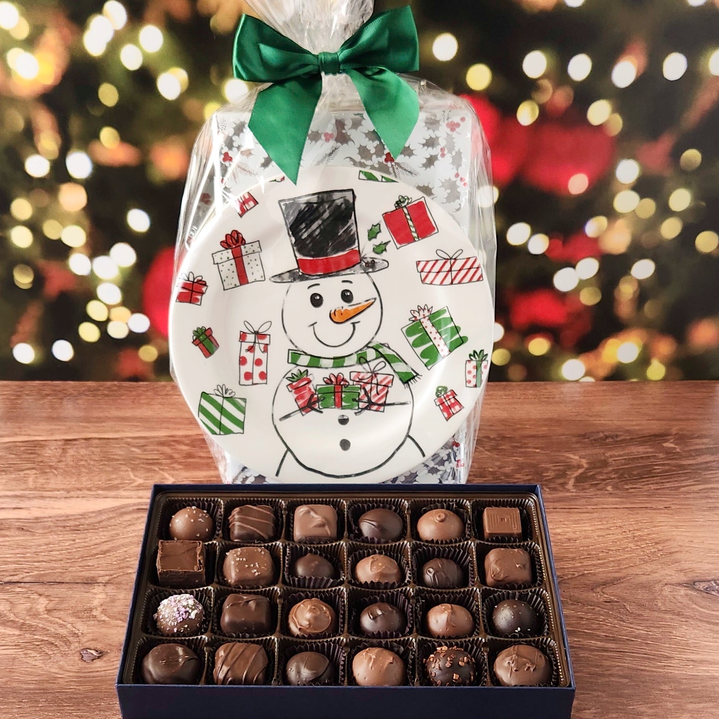 Jingle Pals Gift Plate with Popular Assortment