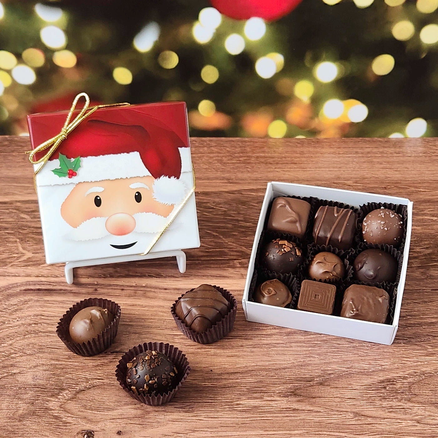 9 piece chocolate assortment in decorative Santa Clause box.  Filled with a variety of creams, caramels, melt-aways and  truffles.