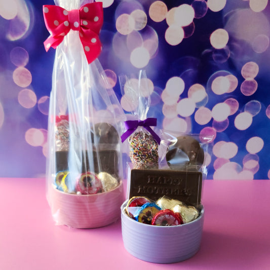 A gift for mom this year. This sweet pastel candy dish is filled with all of mom's favorite treats.
