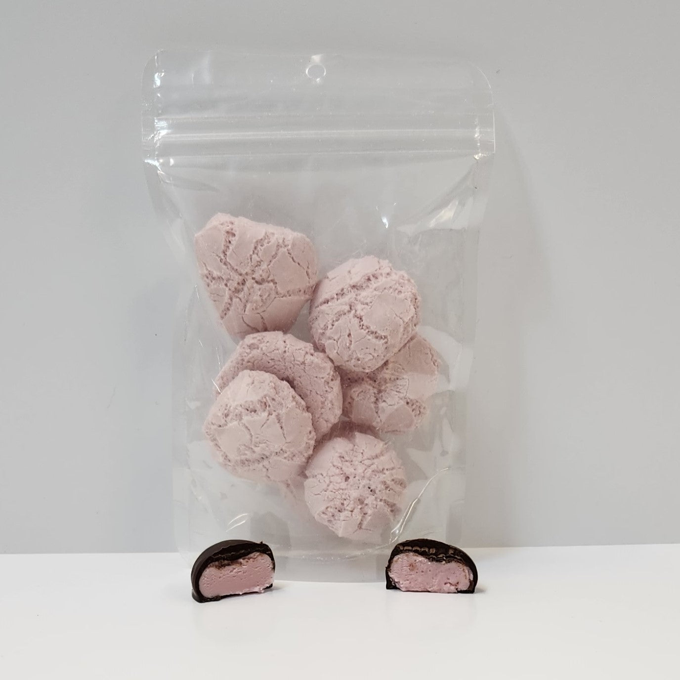 Cookie Creams - Raspberry - Freeze Dried Candy