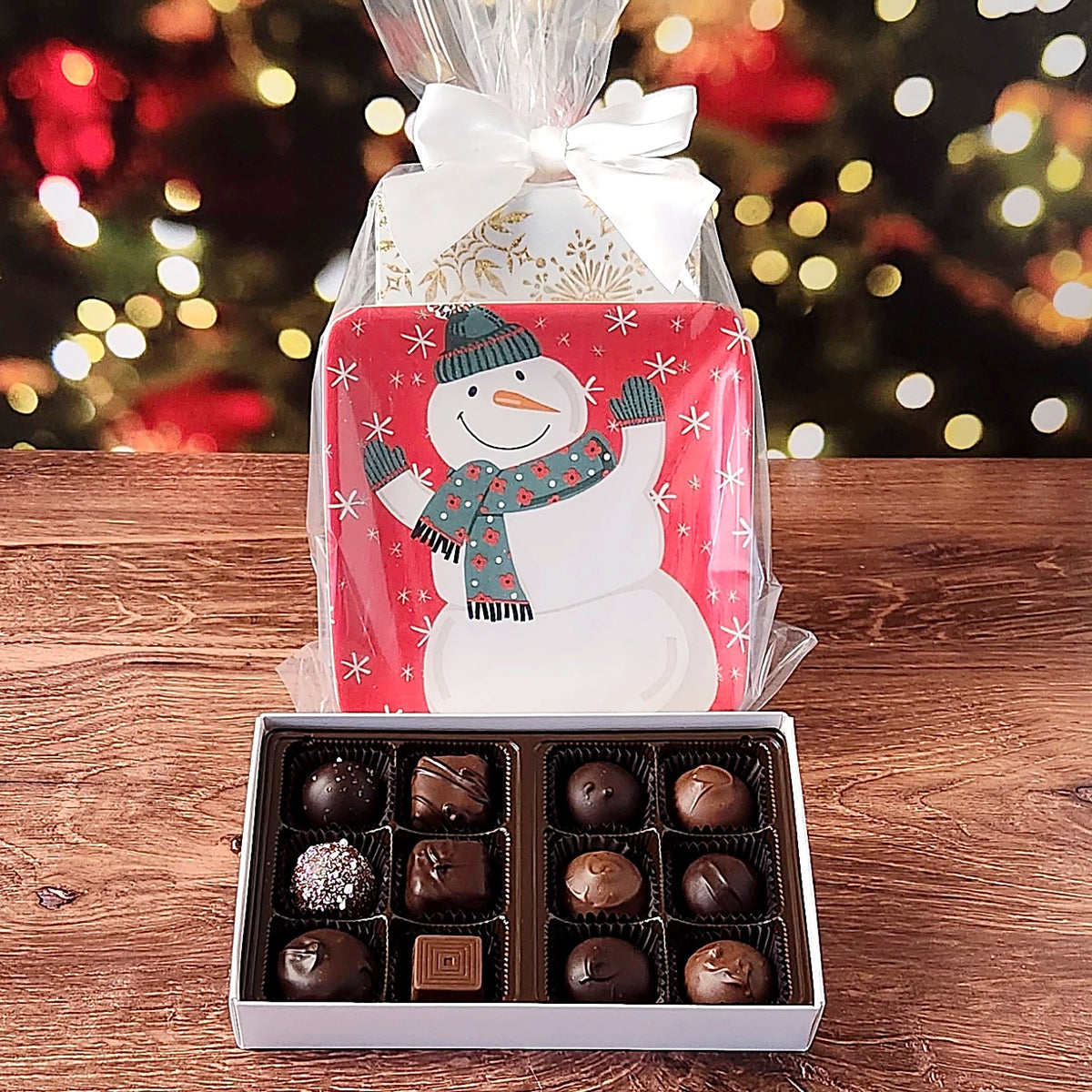 Snowman Plate Set with Milk and Dark Chocolates