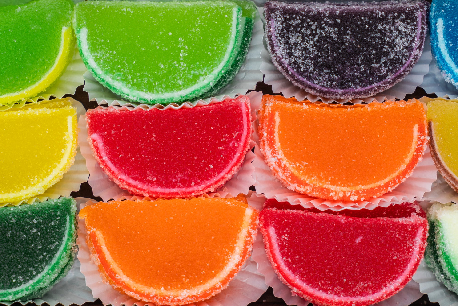 Assorted Flavored Fruit Slice Candies